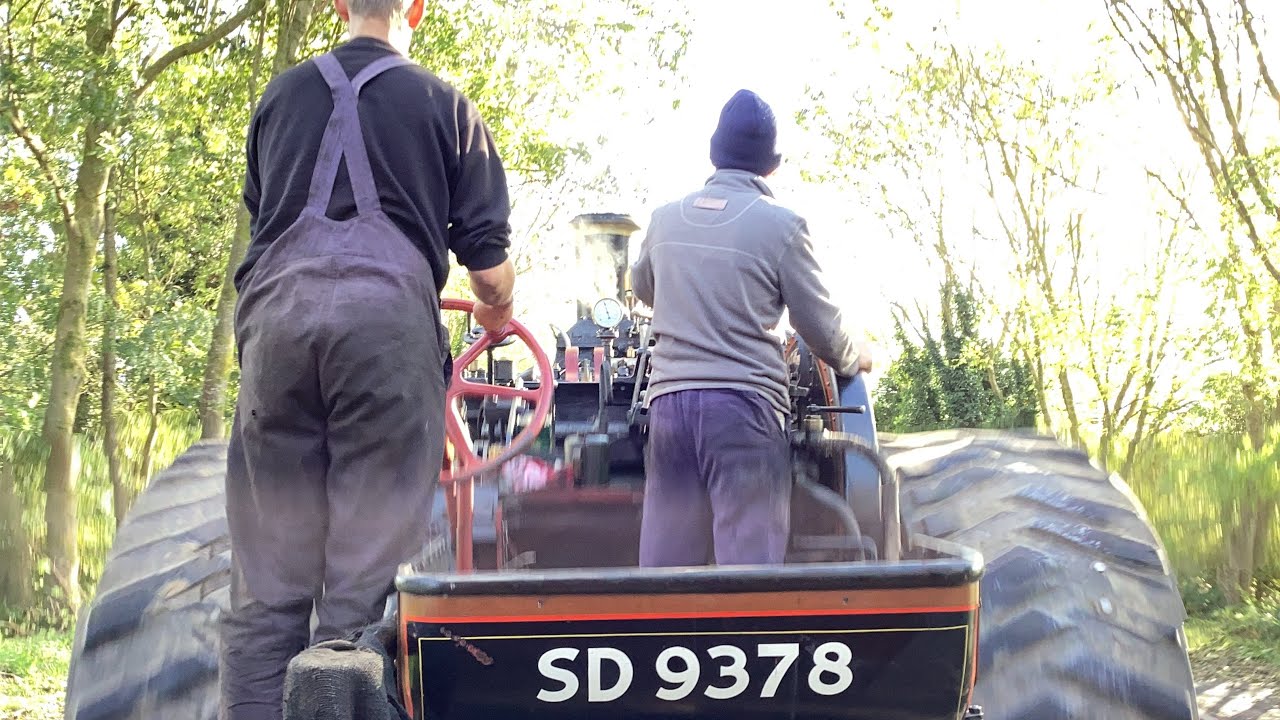 Fowler BB1 ploughing engine road trip
