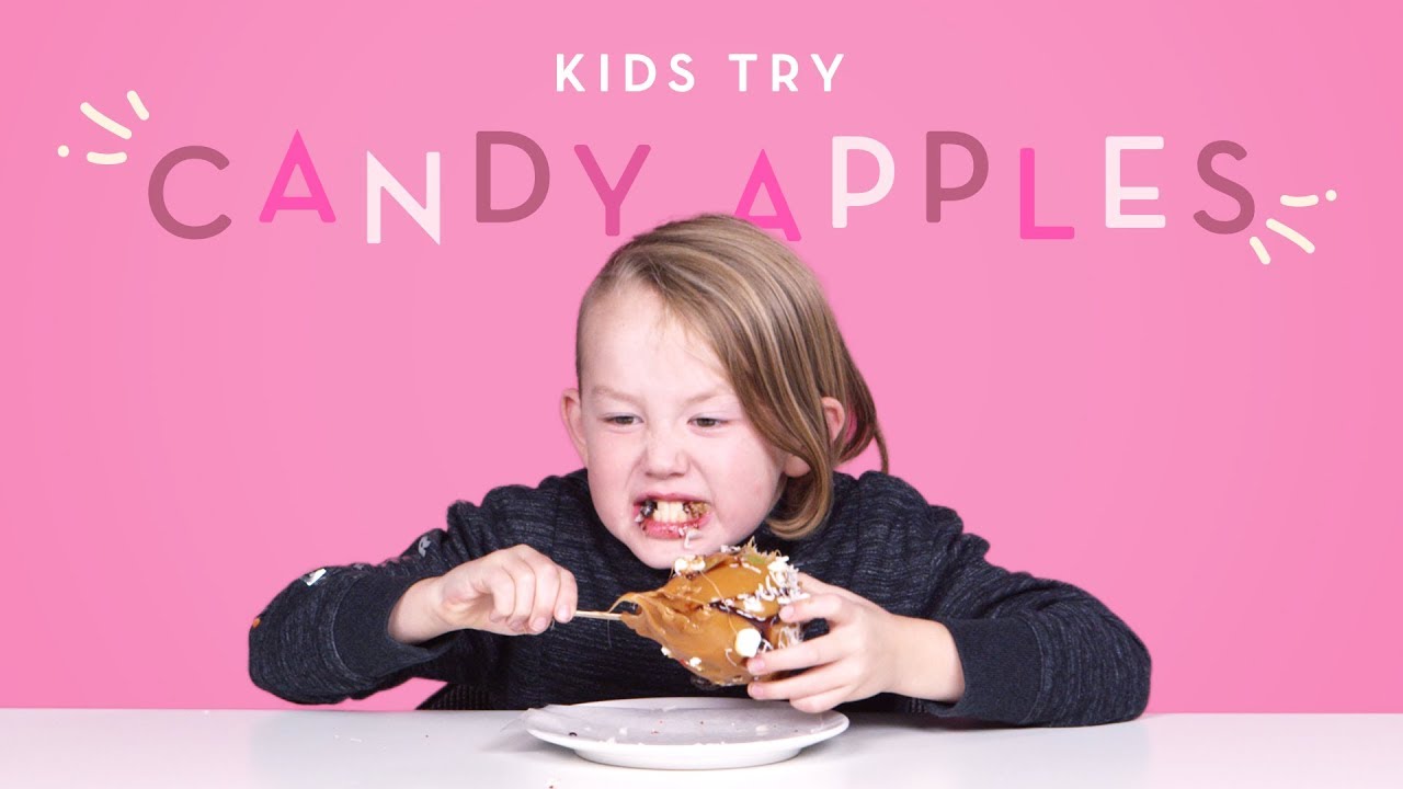 Kids Try Candy Apples | Kids Try | HiHo Kids
