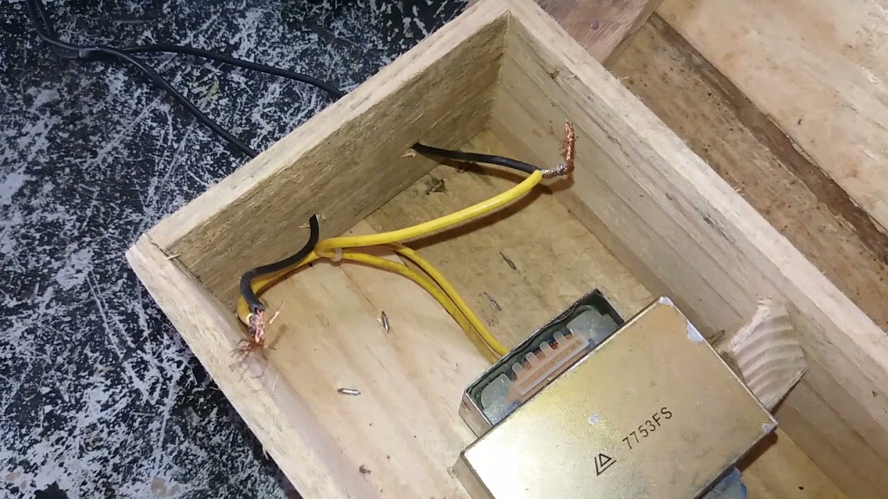 como fazer um pirógrafo caseiro usando sucatas de rádio, chuveiro e ventilador. muito bom!