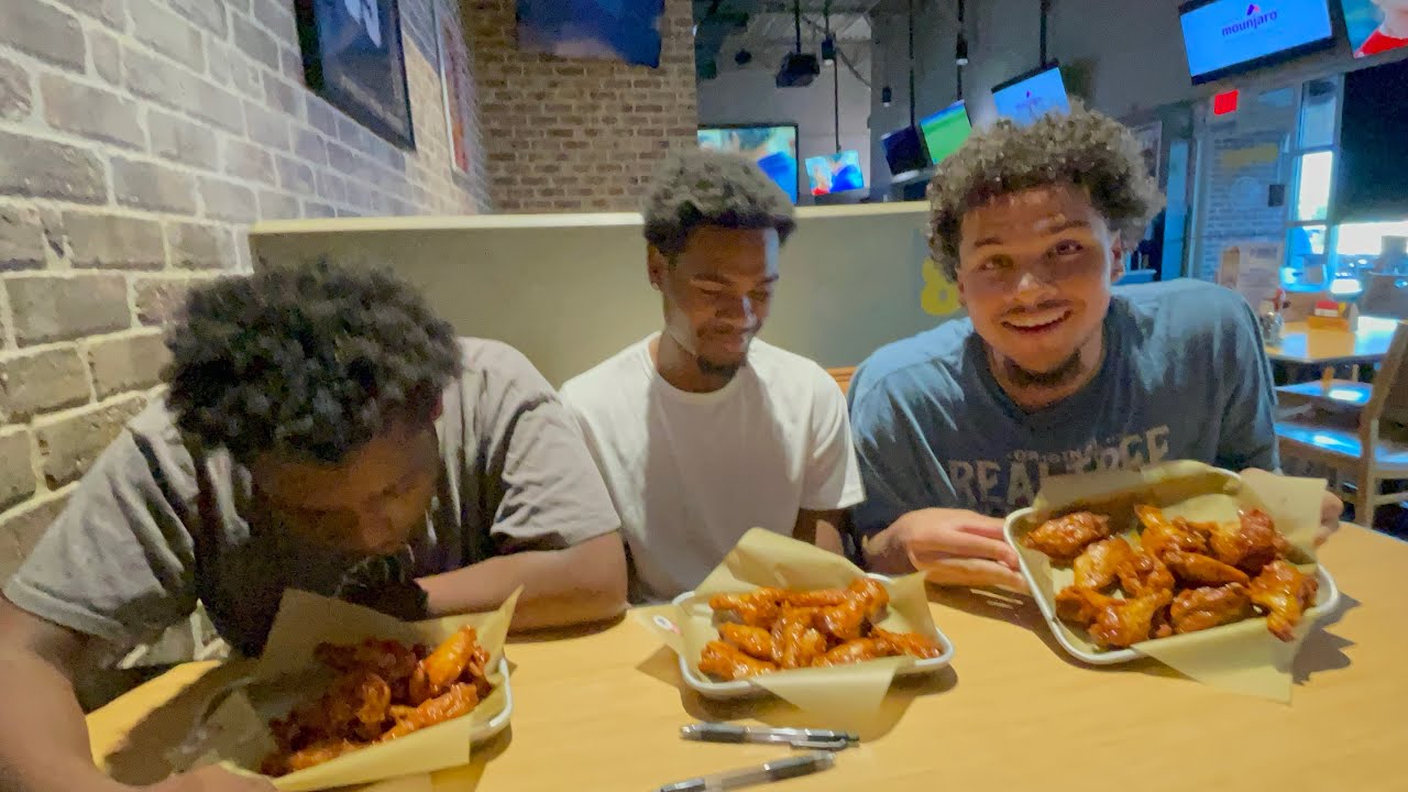 Day 70/365: We did the BLAZING Hot Wing Challenge at Buffalo Wild Wings !
