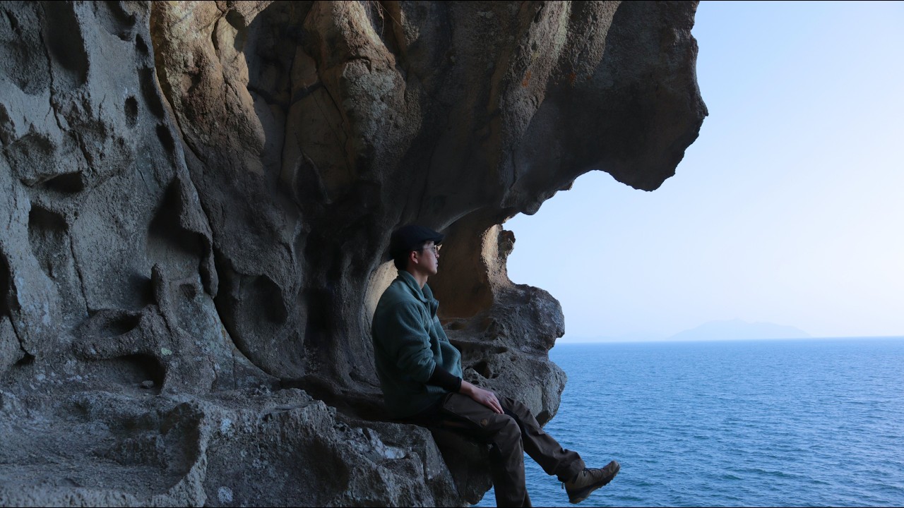 Solo backpacking on the bizarre cliff | 알만한 사람은 다 아는 기암절벽에서의 하룻밤 | 솔로백패킹 | 해안절벽 | 솔로하이킹
