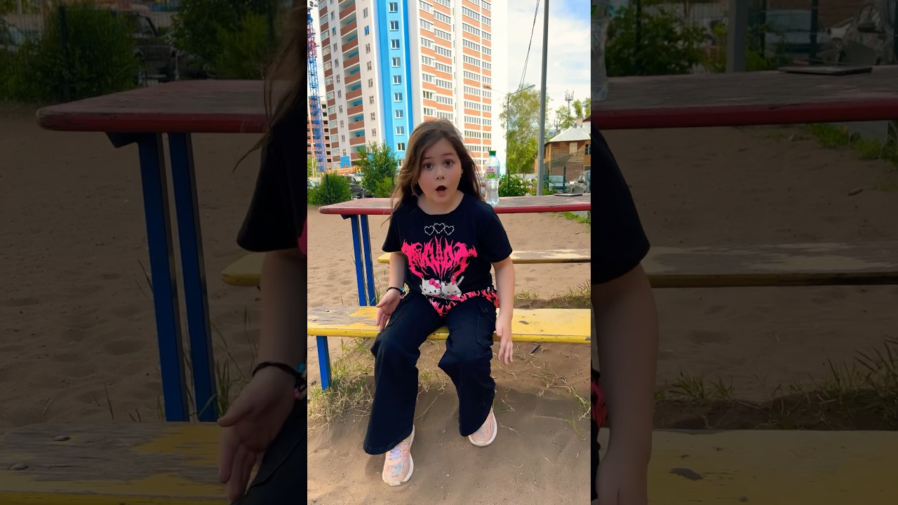 Вот такой случай 😂 теперь мама грязная😂Вышел наш трек⬆️ слушай #shorts #вайны #юмор #жиза