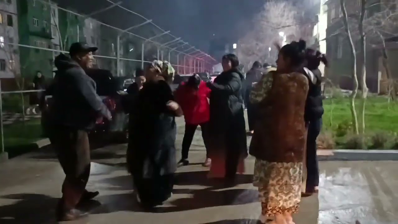 С Новым годом ! (Алмалык)