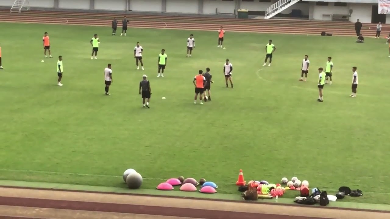 RIBUAN BRAJAMUSTI HADIRI LATIHAN PERDANA PSIM LIGA 1 MUSIM 2025/26