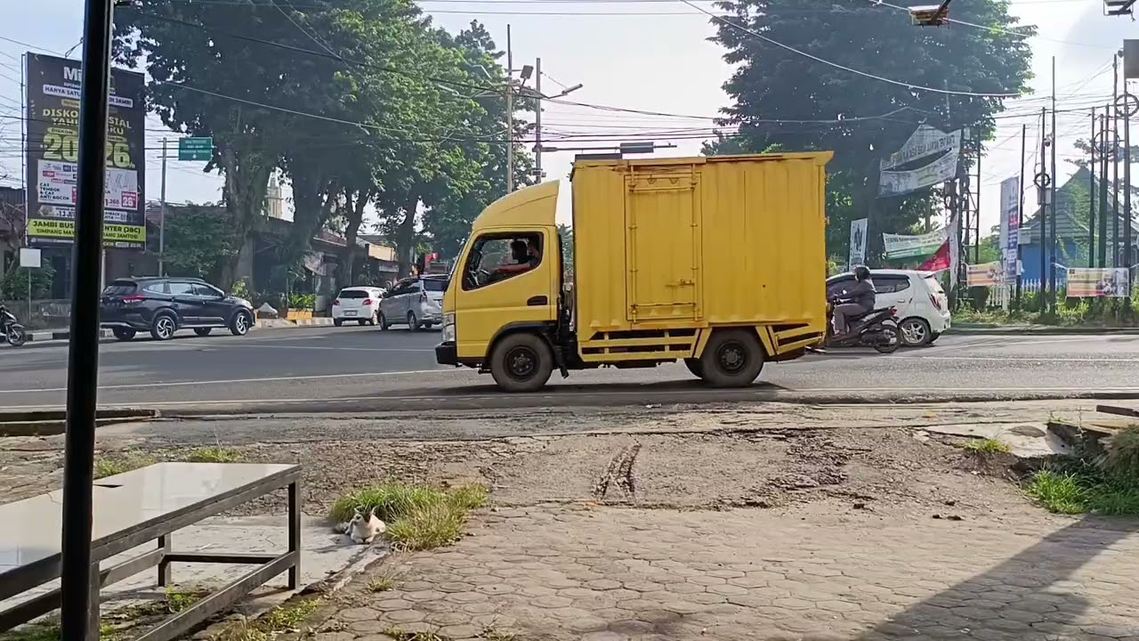 Pengamatan lalu lintas simpang tiga kota jambi 2026