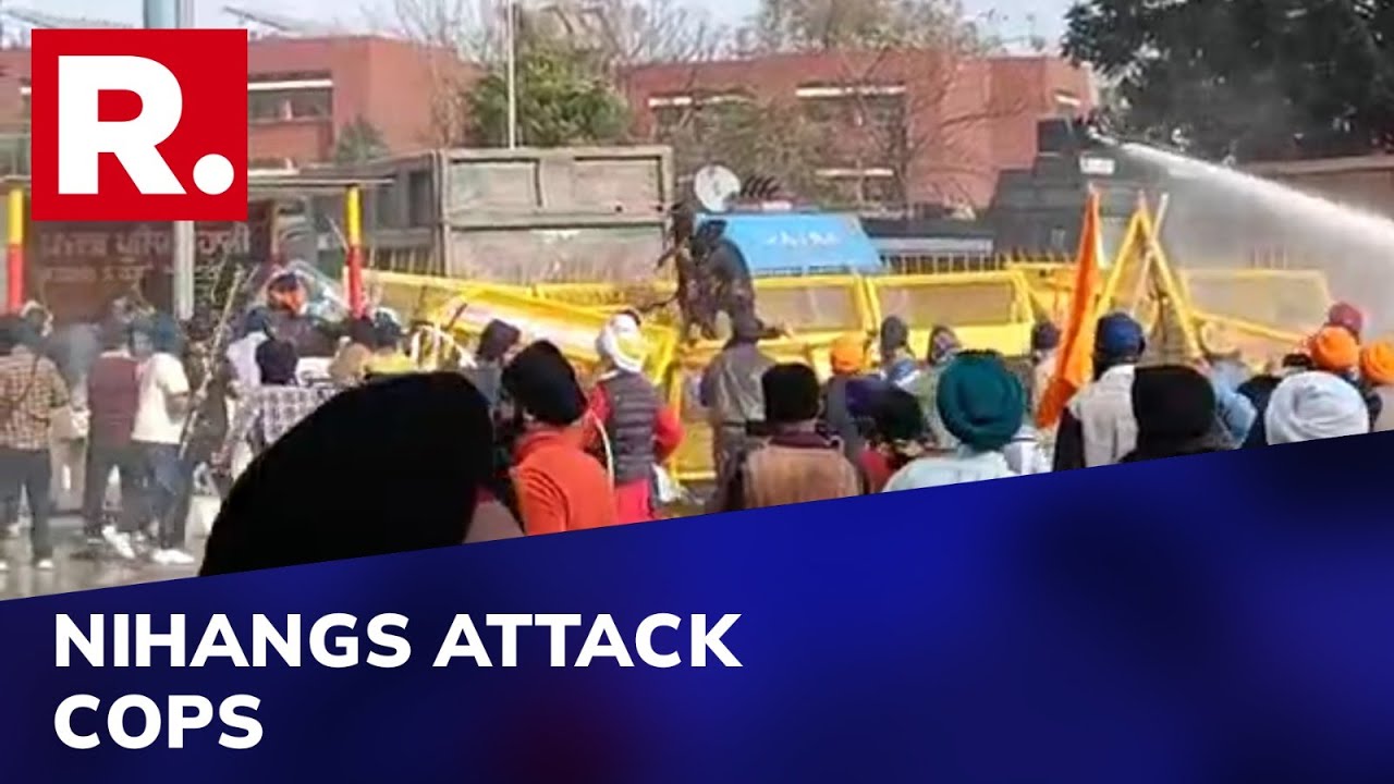 Violence Breaks Out at Mohali Chandigarh Border ;30 Officers Suffer Injuries