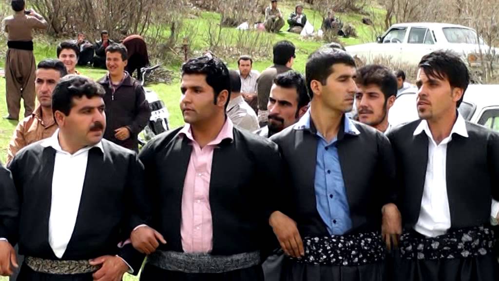 نوروز در مریوان کوردستان نوروز شادی هزاران ساله که هیچ گاه مردمش را تنها نمی گذارد