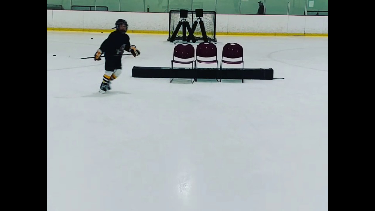 08 Junior Bruins Brick teamers getting extra work