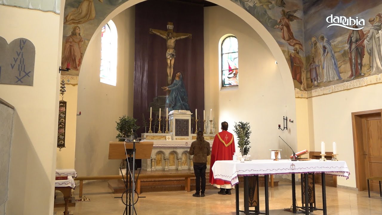 Keresztúti ájtatosság közvetítése Dunabogdányból