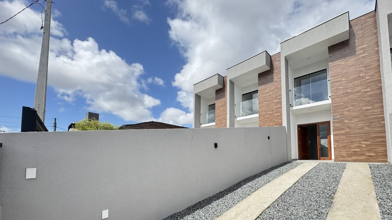 Locação - Casa para alugar no Boa Vista em Joinville