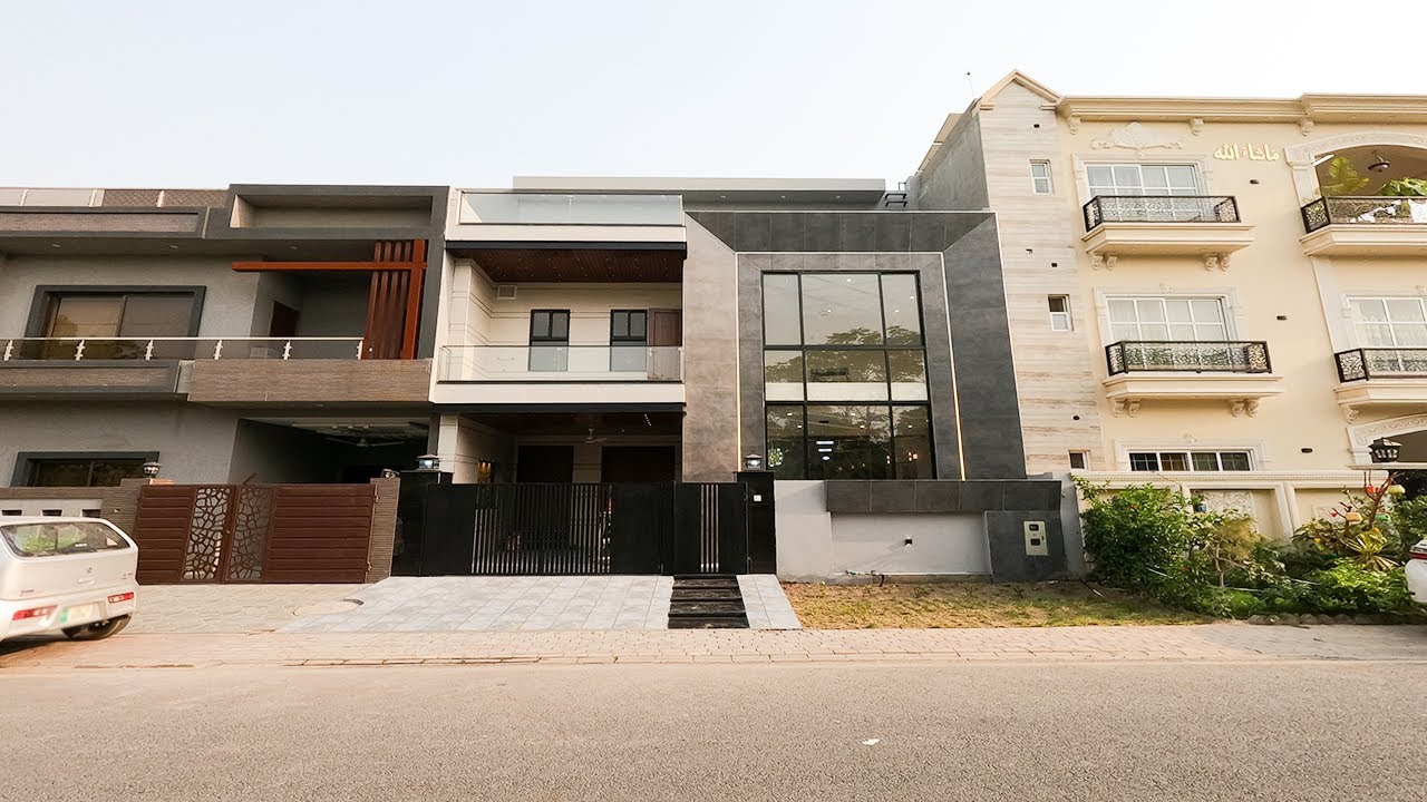 6 MARLA HOUSE FOR SALE IN DREAM GARDENS DEFENCE ROAD LAHORE