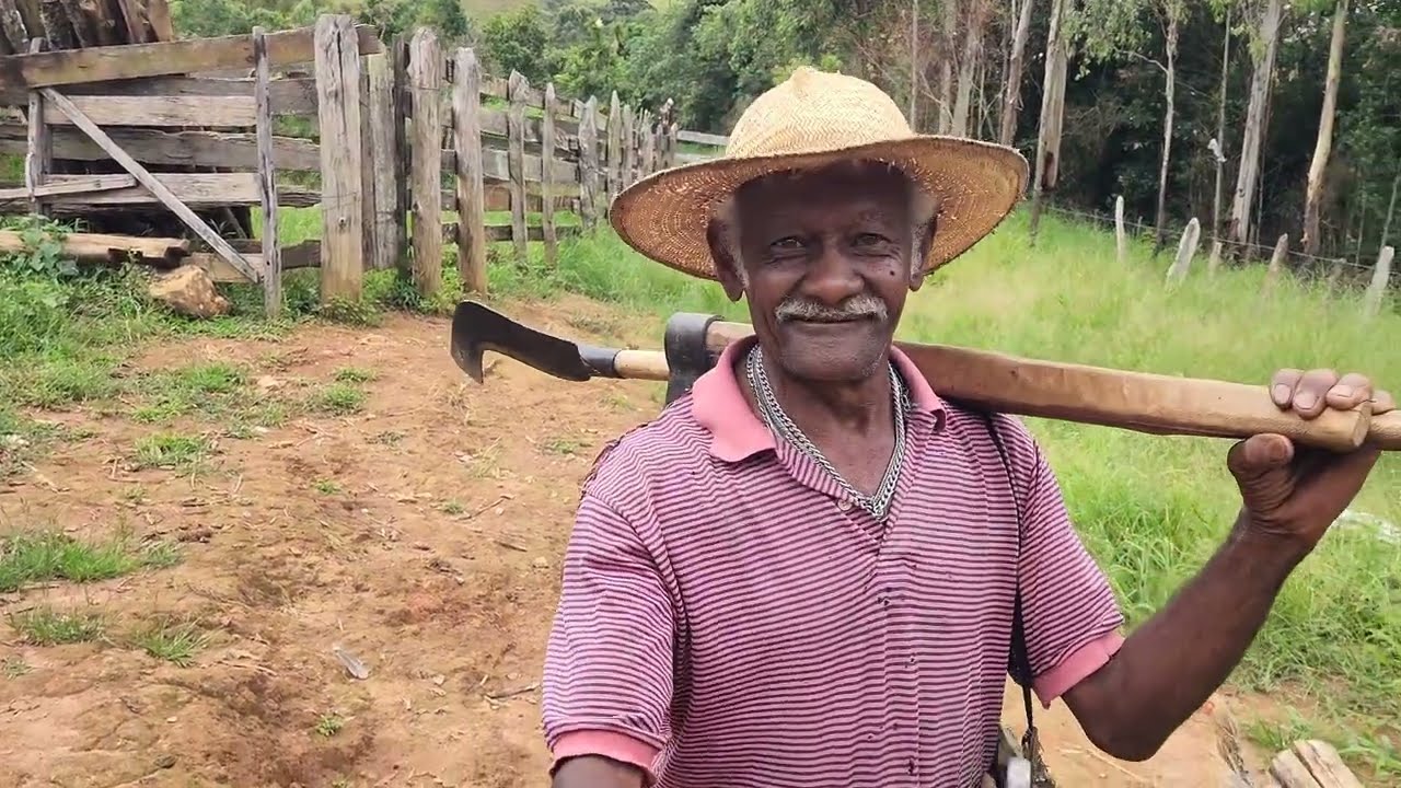 NA ROÇA DO ZÉ DA IOTA OS AMIGOS MANTEM A TRADIÇÃO DE VISITAR PARA TER AQUELA VELHA E BOA CONVERSA 