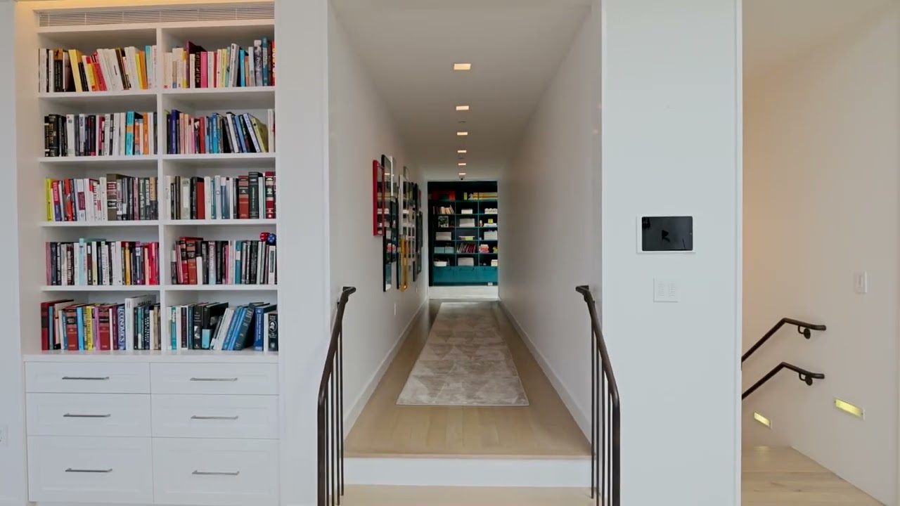 Virtual tour of 161 Hudson Street, PH9A8B, Tribeca, Manhattan