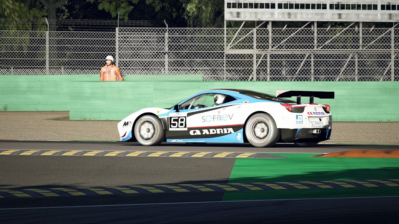 Racing around Monza with the new R5 in ferrari 458 GT2