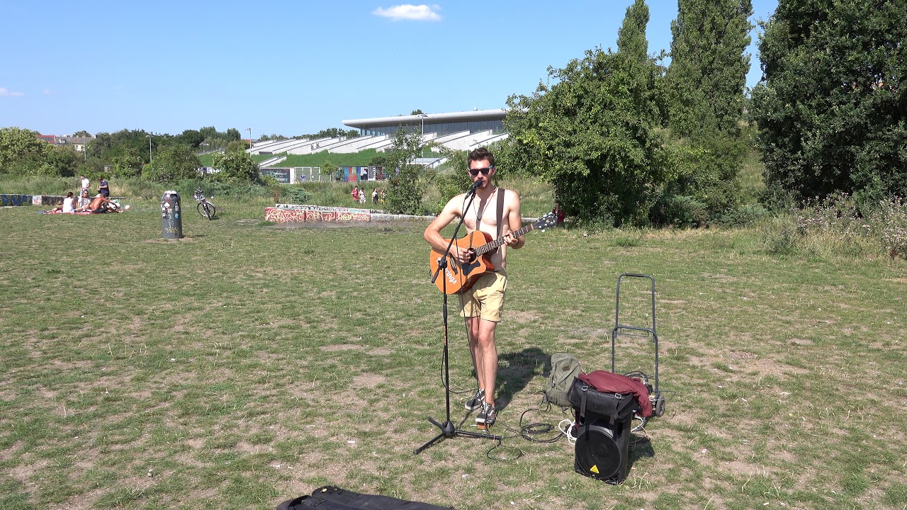 KONSTANTIN BITEEV - Singer Songwriter street music live performance Mauerpark Berlin Pt4