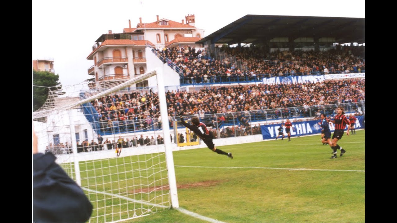 2001/02 (11) MARTINA - FOGGIA 1-2 - SERIE C/2