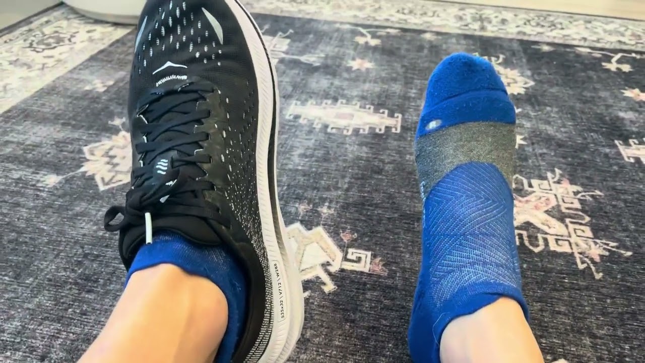 Feetures Elite Light Cushion No Show Tab   Review