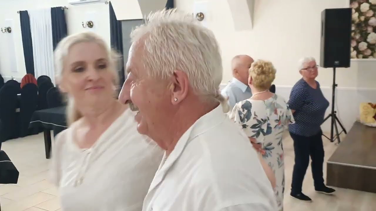 4 maja 2024 potańcówka z Kapelą Zbyszka Ciechowicza w Złotym Dworze