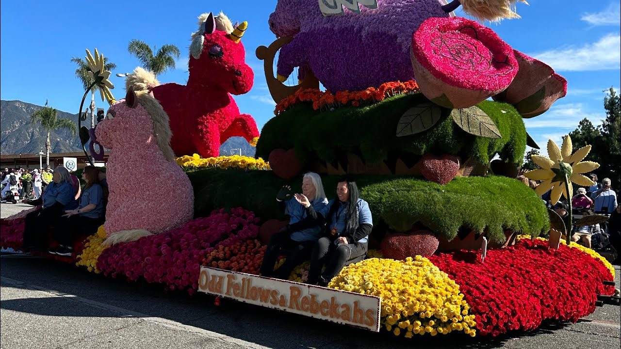 Desfile De Las Rosas 2024 // Rose Parade 2024