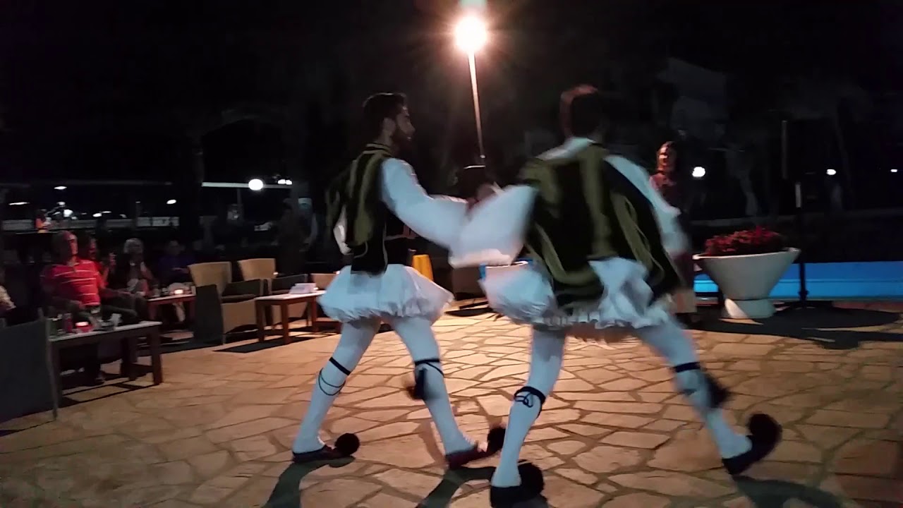 Греческий вечер в отеле PORFI BEACH HOTEL, Ситония, Халкидики, Греция. Документально.