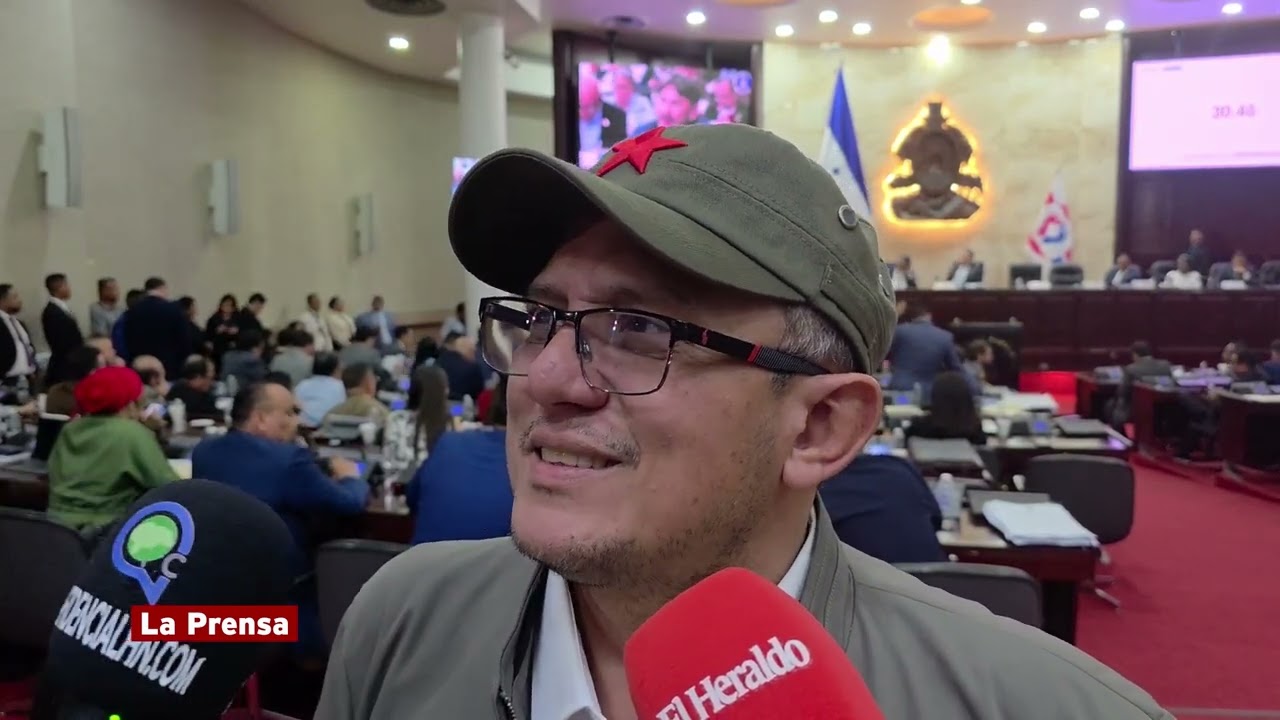 Diputado Edgardo Casaña se manifiesta sobre la aprobación del código de vestimenta en el CN