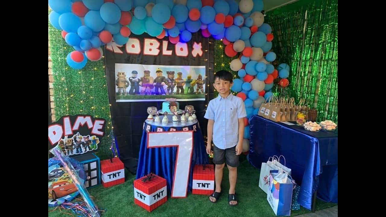 DIY Roblox Theme Party/ Dime @ 7