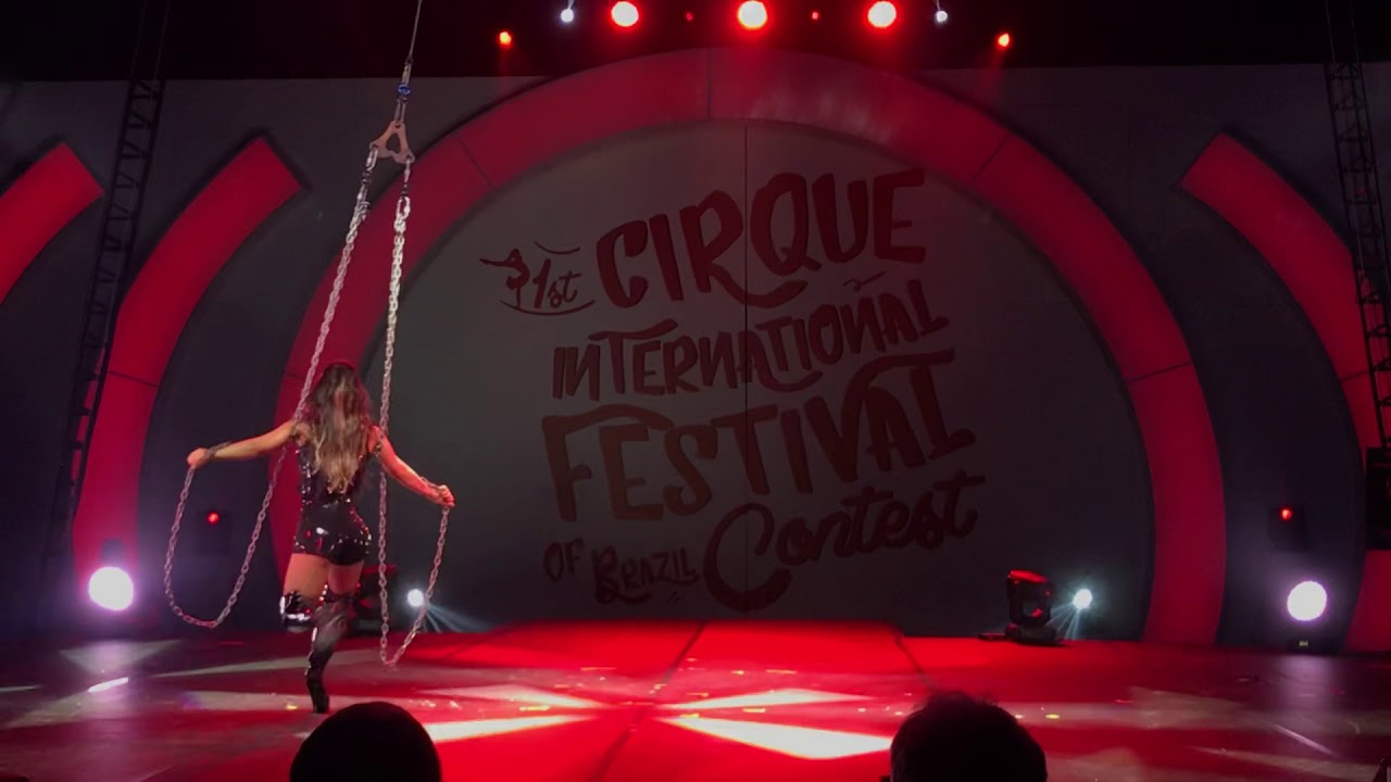 Karine Pissutti - Aerial Chains