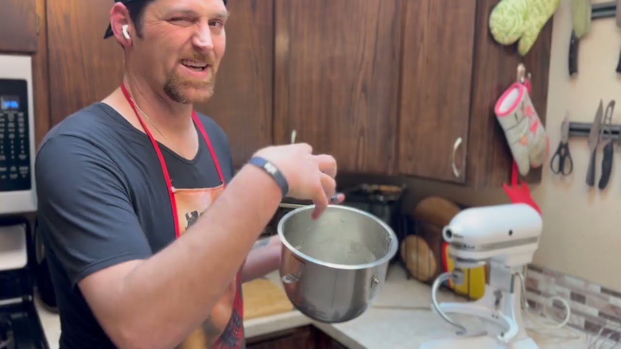 Episode 9   Smokin' Herb Rolls