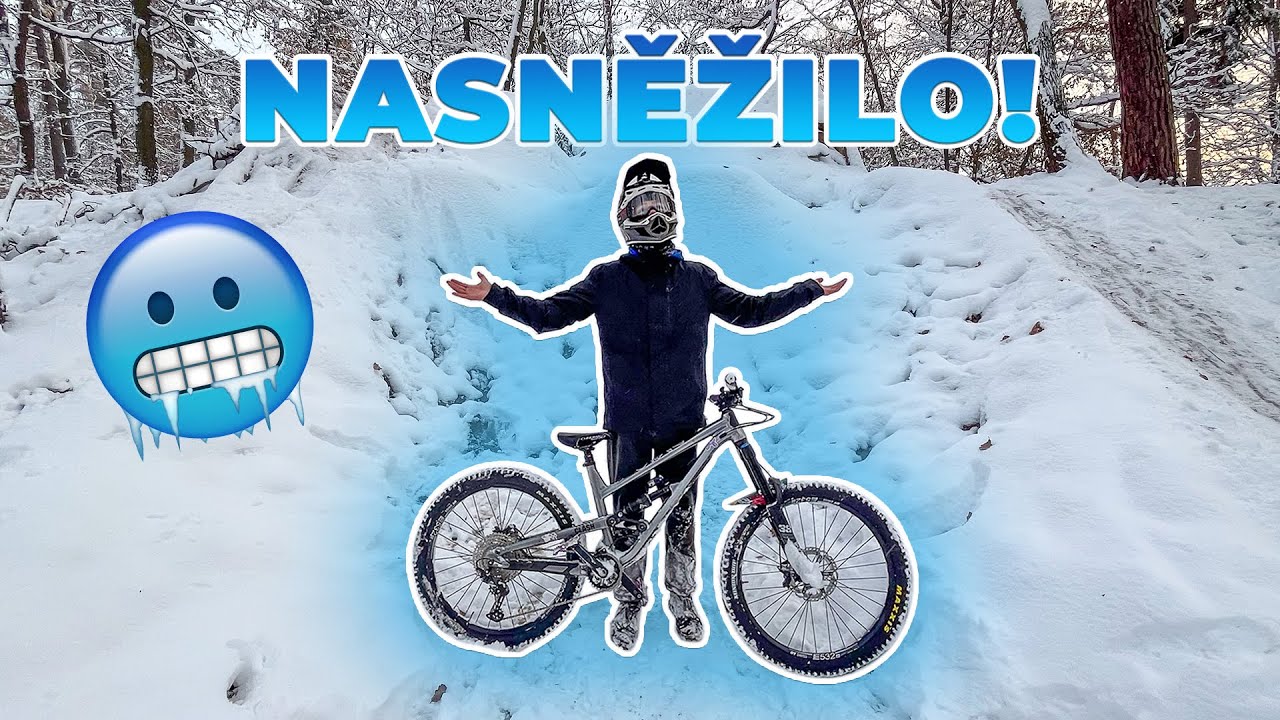 POJEZD VE SNĚHU A HROMADA PÁDŮ!🥶