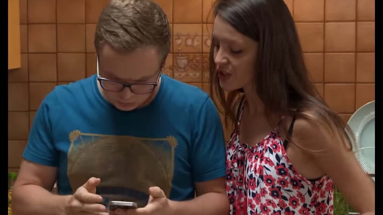 Aplikacja Kacpra pokazała że nie pasują z Zuzą do siebie [19+ ODC. 322]
