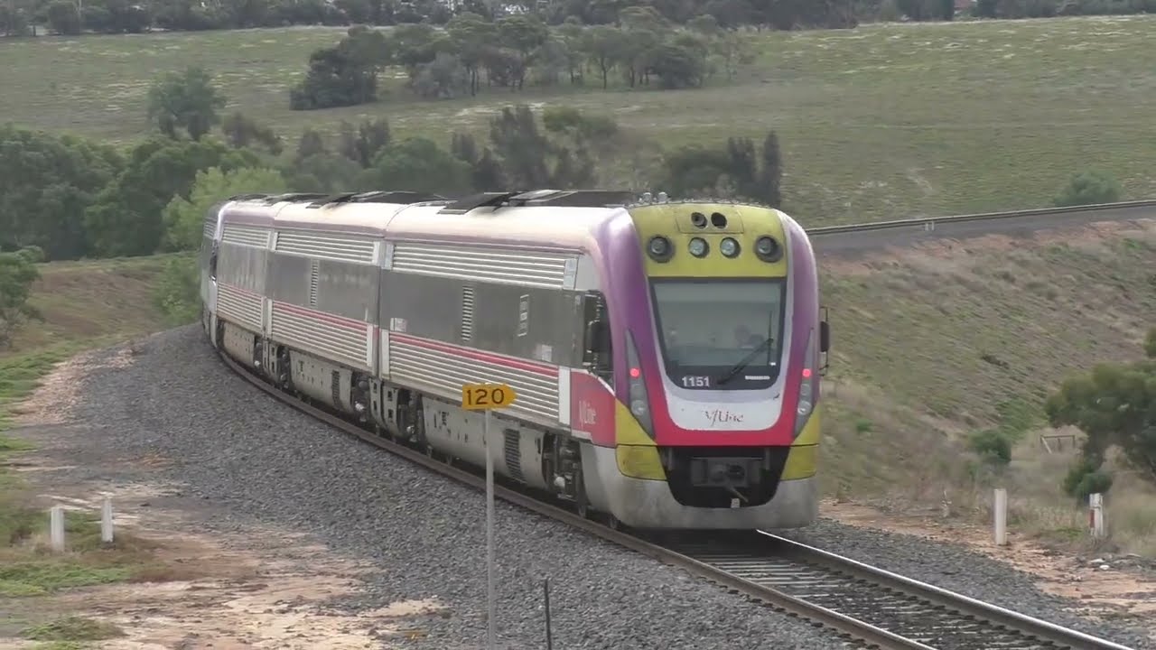 The EVOLUTION of The V/Line Vlocity Passenger Train DMU - Australian Trains