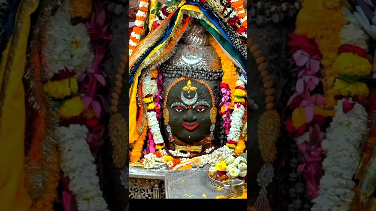 Jai Shri mahakal Aaj ke 11/2/2024 bhasmaarti shringar darshan #ujjain #trending #mahakal #viral #