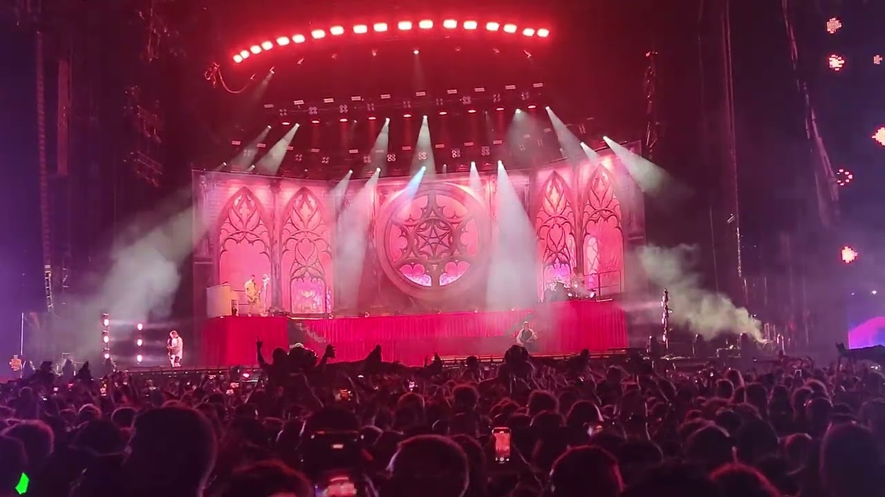 Bring Me The Horizon - Happy Song (Live at Louder Than Life 2025, Day 4)
