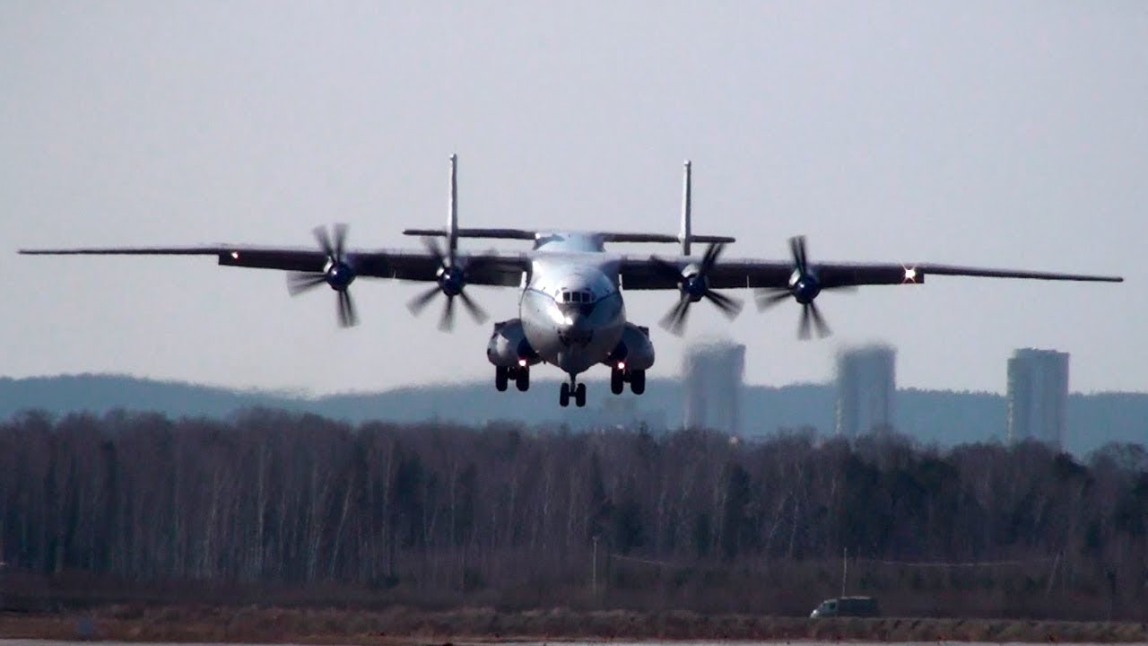 ✈Ан-22 Гигант ВДВ / Аэропорт Екатеринбург - Кольцово