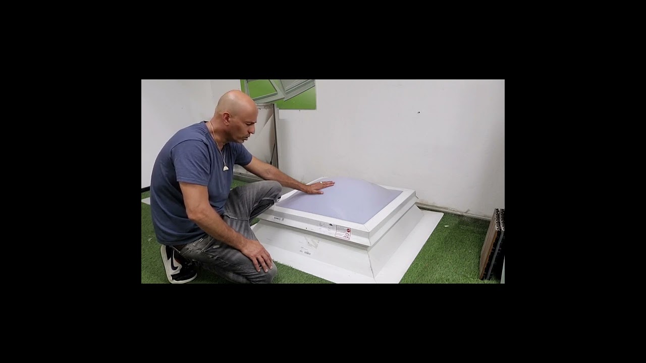 סקיילטים SKYLIGHT    היבואן פרגולנד    0556681438