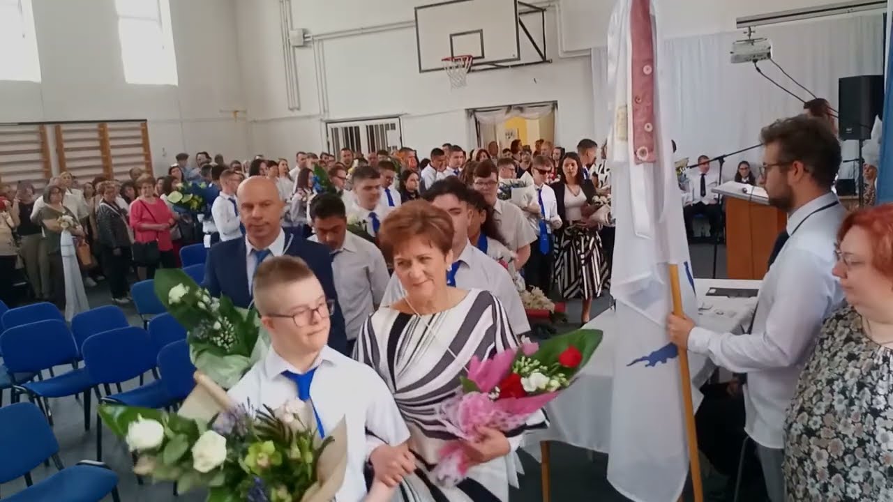 Ridens Nyíregyháza - ballagás - kivonulás