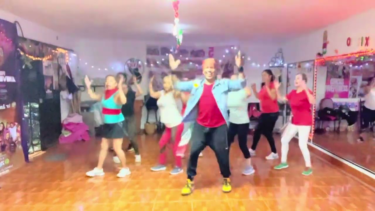 ❤️🇲🇽Cielito Lindo🇲🇽❤️🎤 @Jimmy Rodríguez 🧠 @bailaconmich 