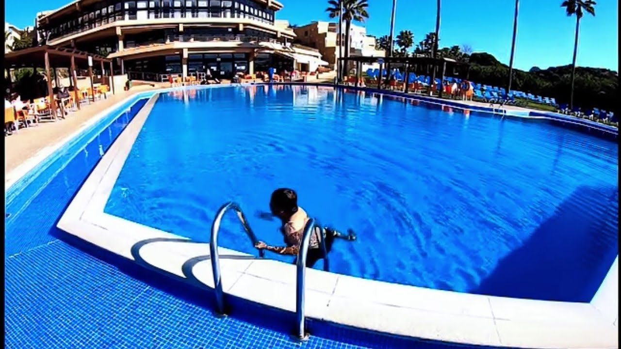 AURAMAR Hotel outdoor pool swimming - Algarve Portugal