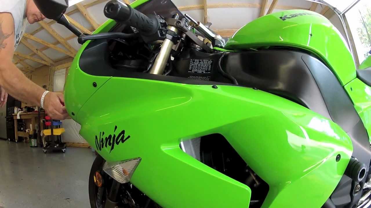 2006 ZX10R T-rex Frame sliders install