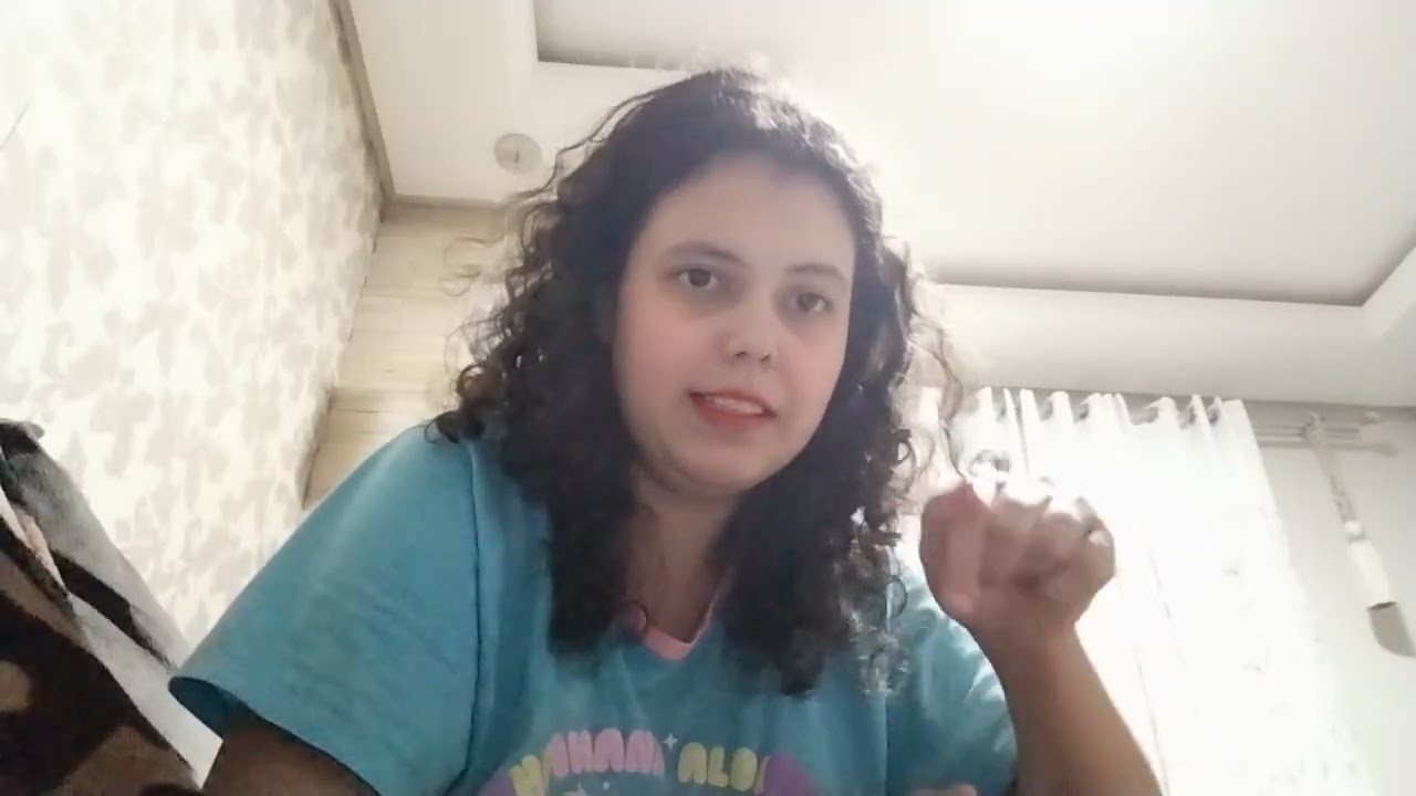 Imitando os integrantes do grupo dos Rosa 🩷 de 2025