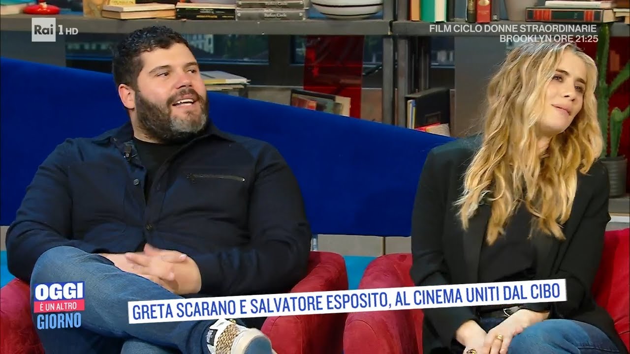 Greta Scarano e Salvatore Esposito al cinema uniti dal cibo - Oggi è un altro giorno - 27/04/2022
