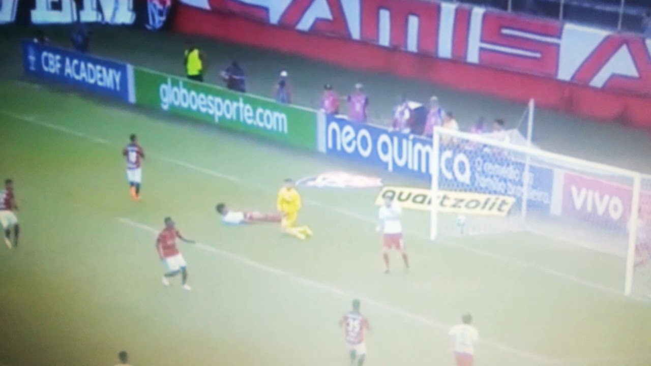 Neilton vs Fluminense (10/09/2017)Home