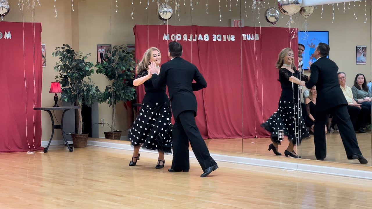 Quickstep - Tu Vuo’ Fa’ L’ Americano