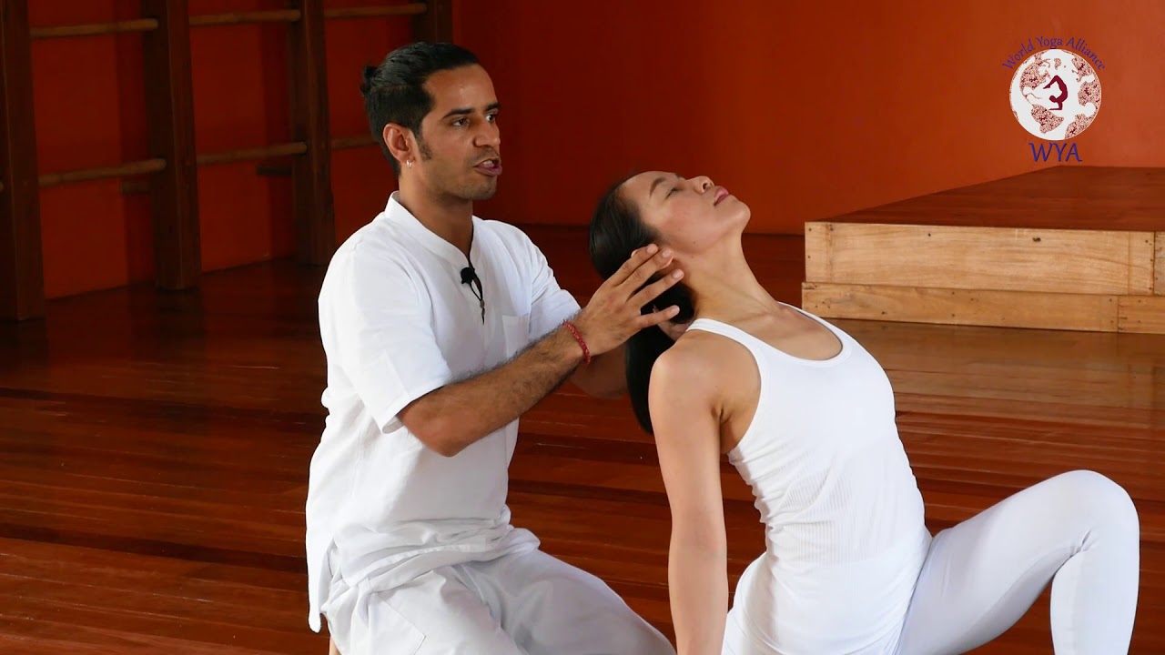 Anjaneyasana I (Low Lunge Pose) Yoga asanas for sciatica pain