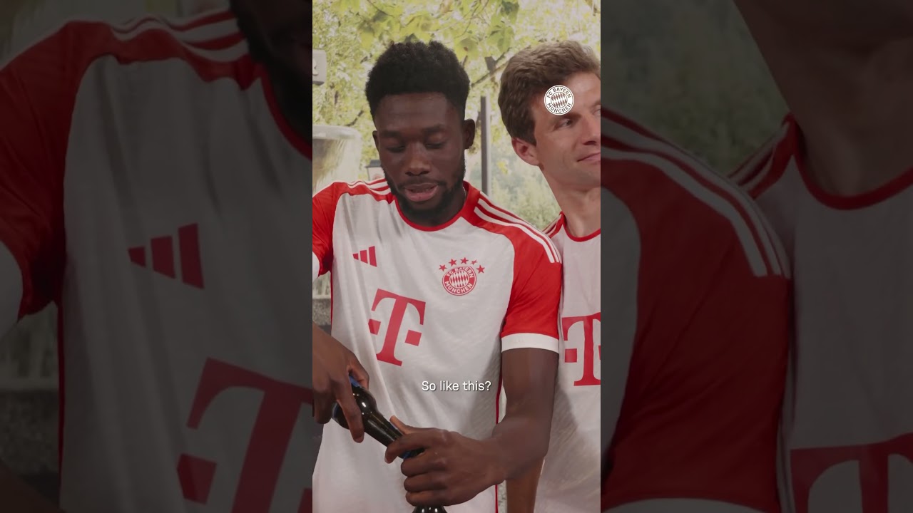 Practice makes perfect! 😁💪🍺#MiaSanMia #FCBayern #Paulaner