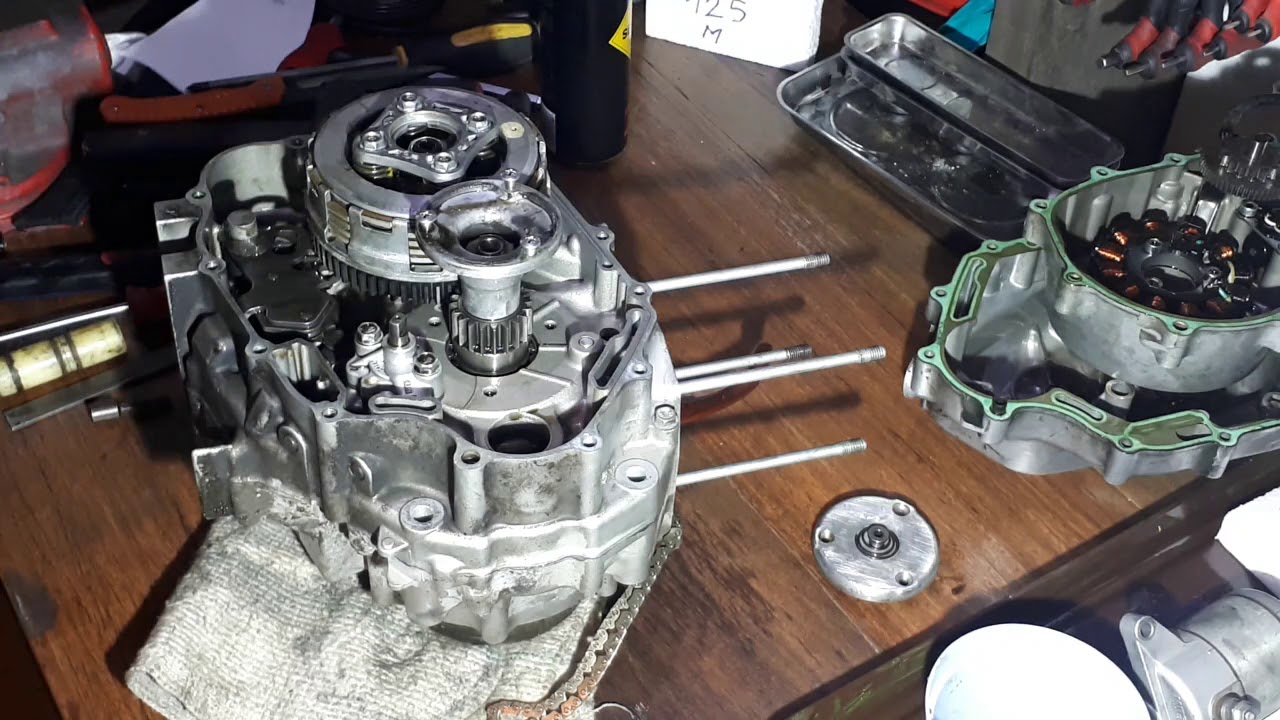 Honda CBF125M DEAD engine rebuild 1/2