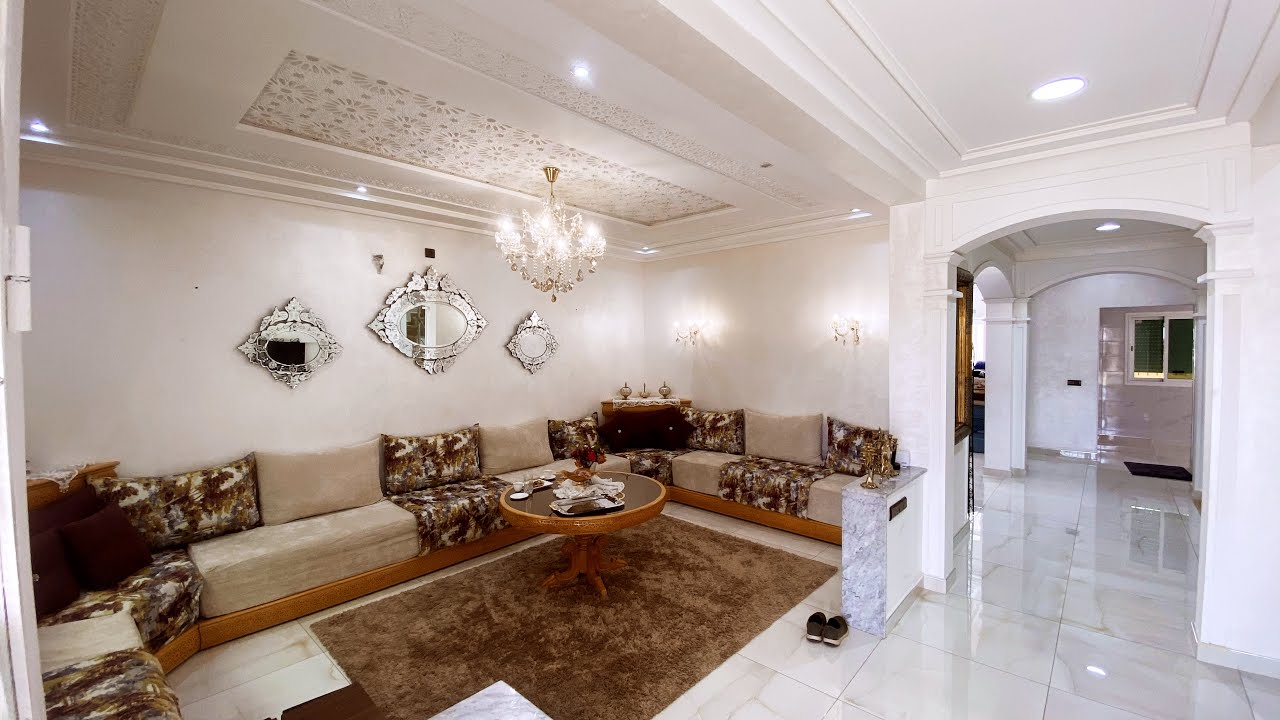 مدينة مكناس تفتخر بجمالية هذه الفيلا😍وكذلك جميع الحرفيين🏅 3 مستويات بمساحة 205 متر💯مطبخ تصميم أمريكي