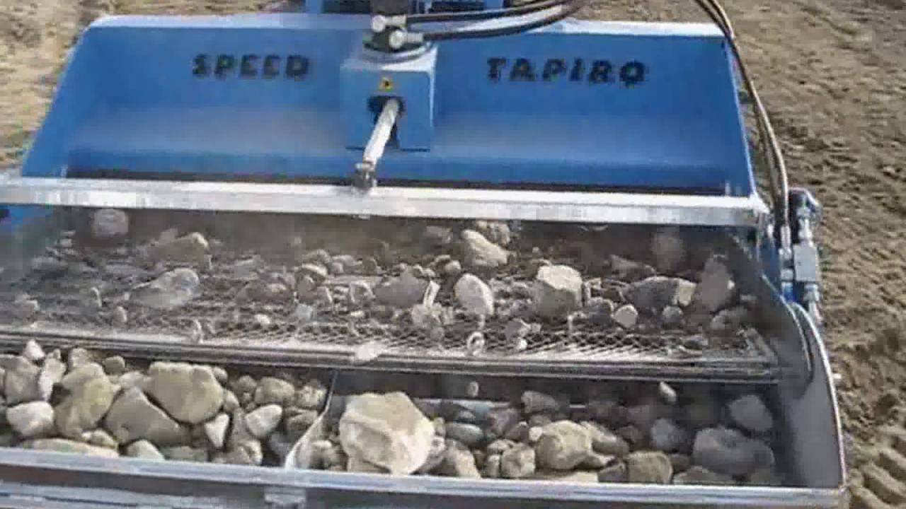 SPEED TAPIRO - CFC Beachcleaning Machines