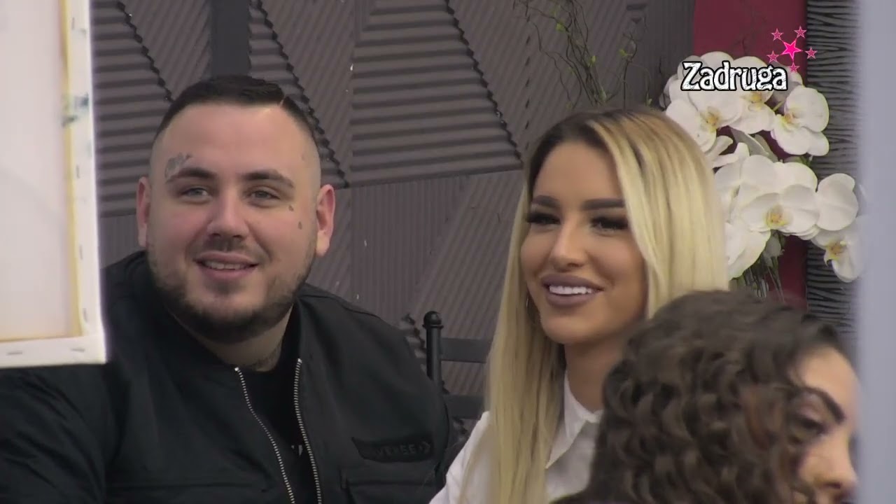 Zadruga 6 - Filip Car i Aleks se smeškaju jedno drugom - 06.12.2022.