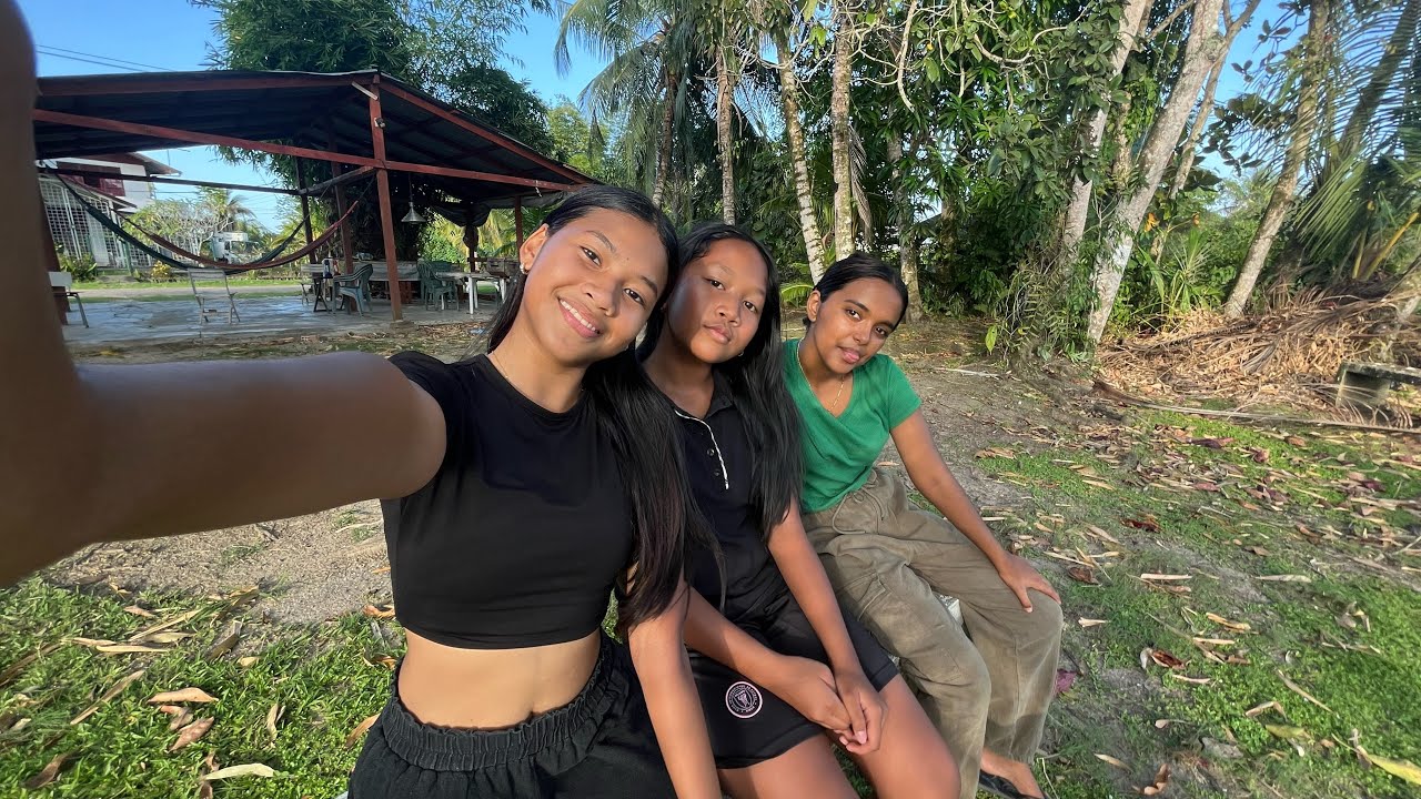 ￼￼ Biking & Vibing With My Friends 🚲✨